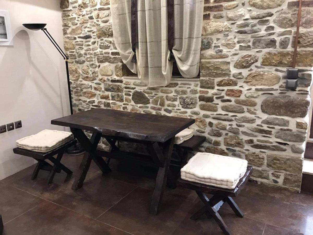 Villa Samos Marias' Stone House 1 à Karlovassi Extérieur photo